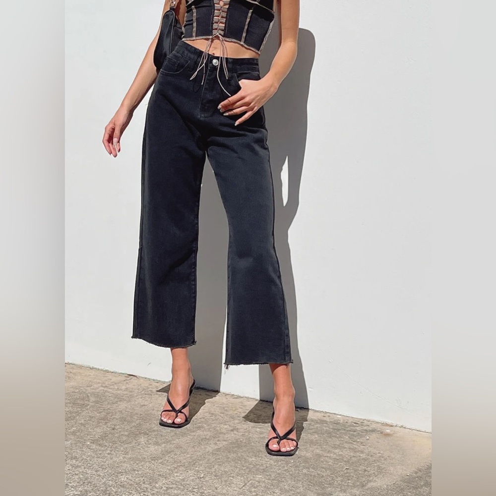 Ruby Cropped Jean Black Denim